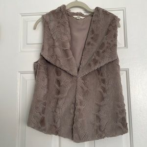 Jack by BB Dakota Faux Fur Vest